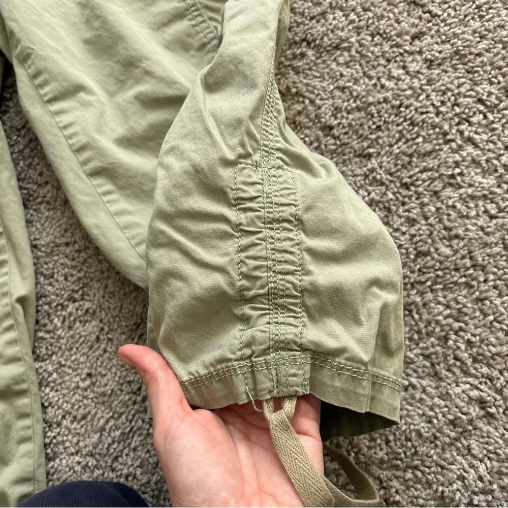 Faded Glory Size 12 Olive Green Cargo Capris - Picture 5 of 6